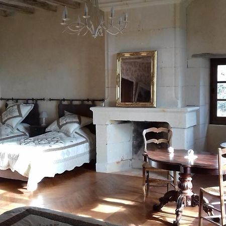 Bed and Breakfast Manoir De La Fontaine Du Chene Coutures  Exterior foto